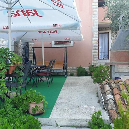 Apartments Rosa Мали-Лошинь Экстерьер фото