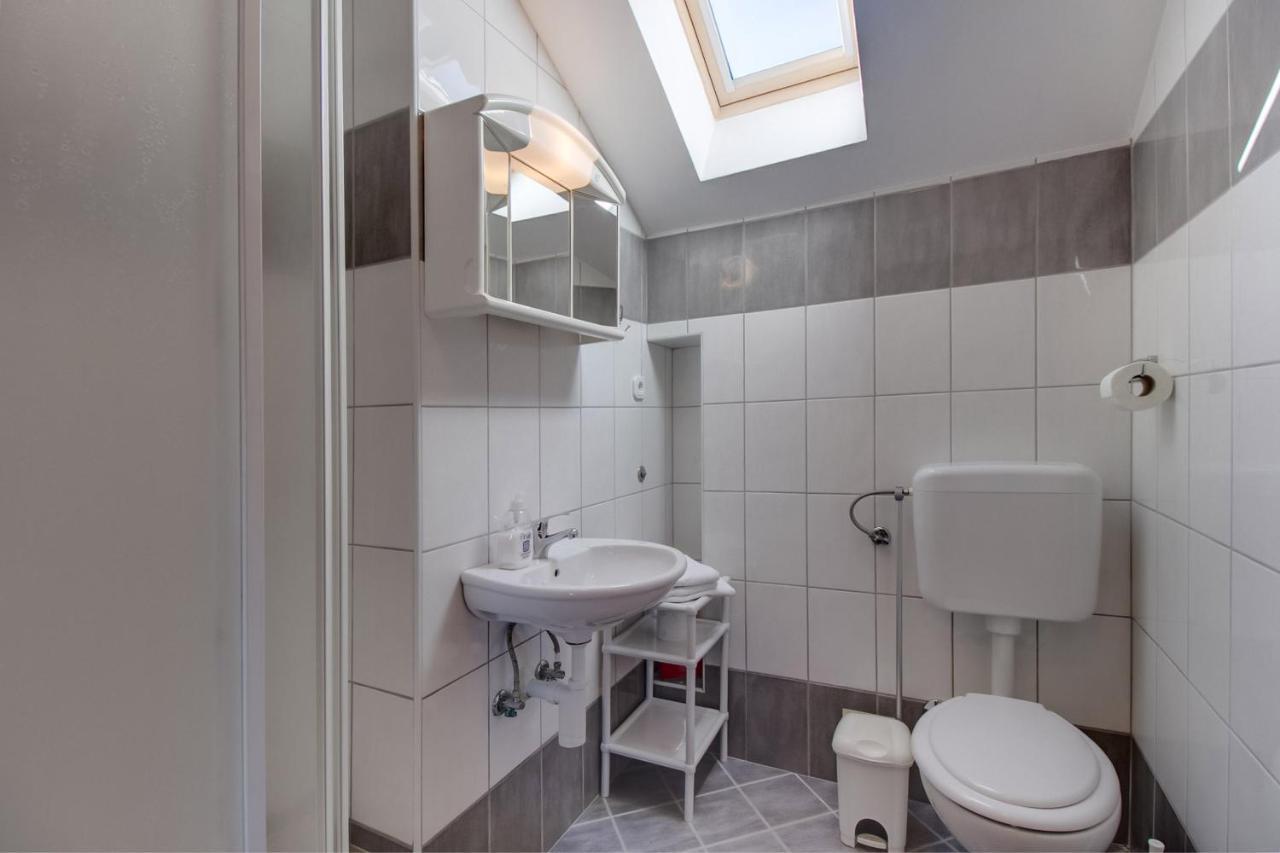 Apartments Rosa Мали-Лошинь Экстерьер фото
