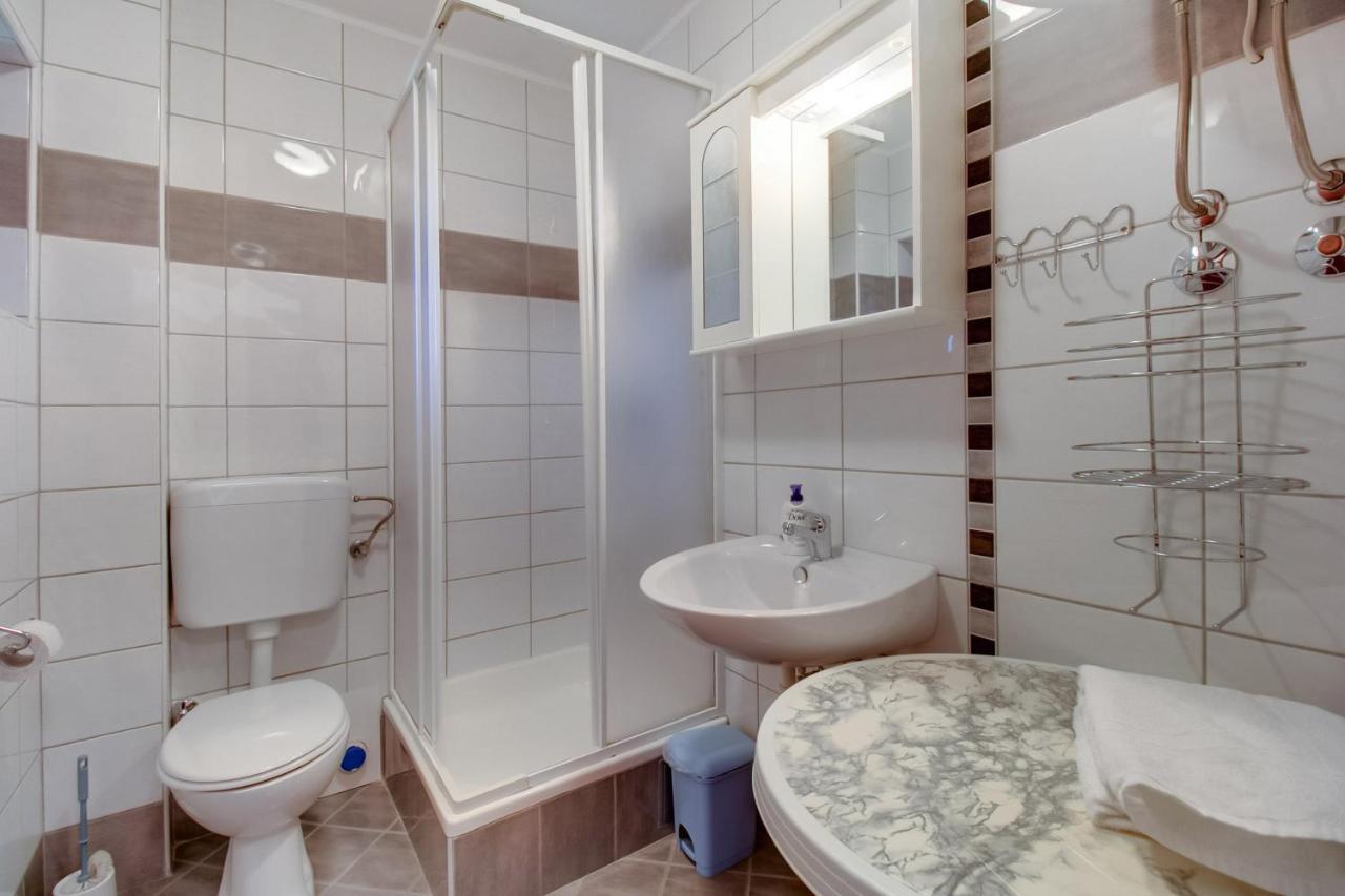Apartments Rosa Мали-Лошинь Экстерьер фото