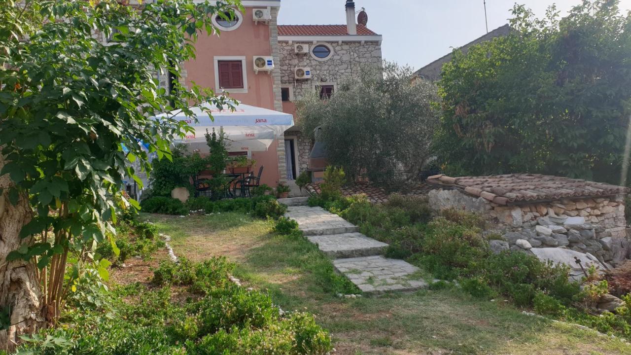 Apartments Rosa Мали-Лошинь Экстерьер фото