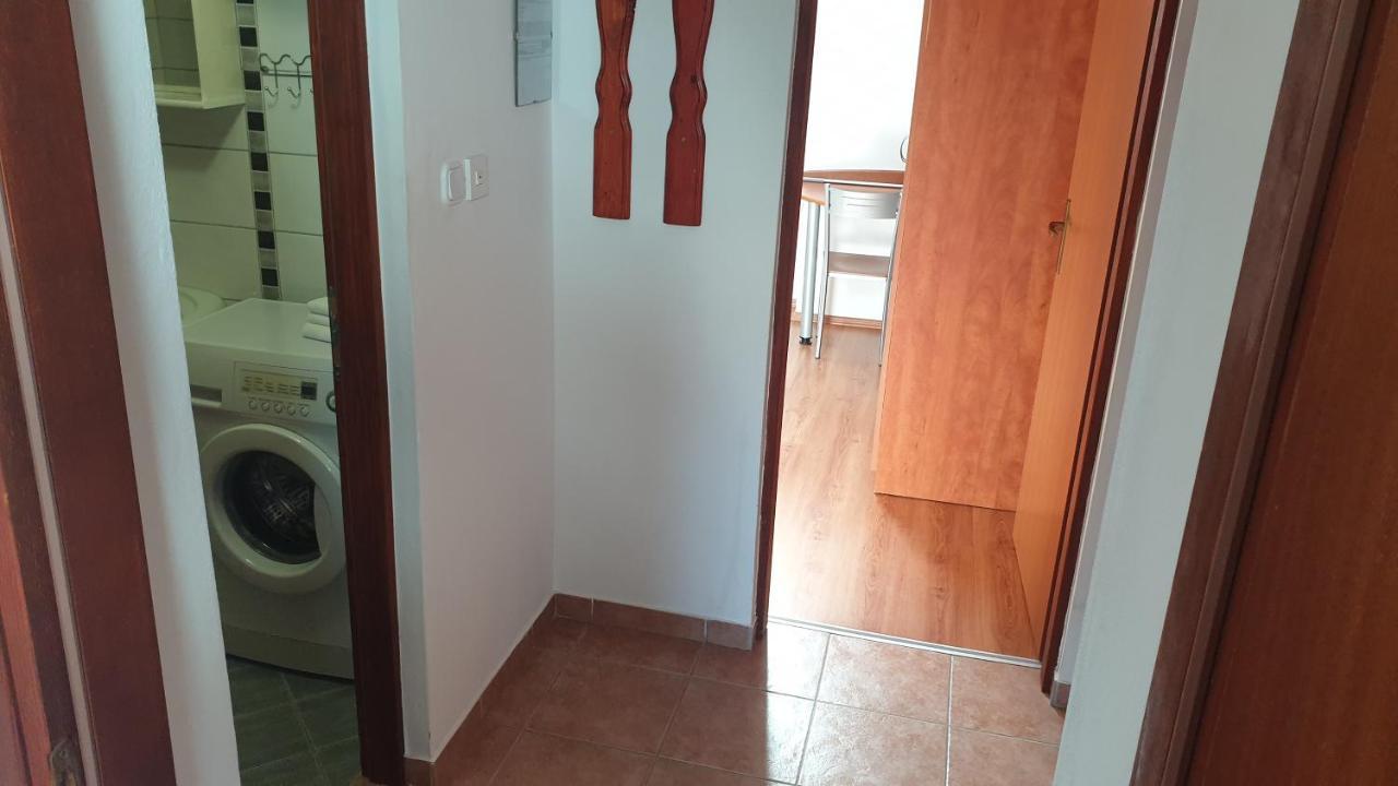 Apartments Rosa Мали-Лошинь Экстерьер фото